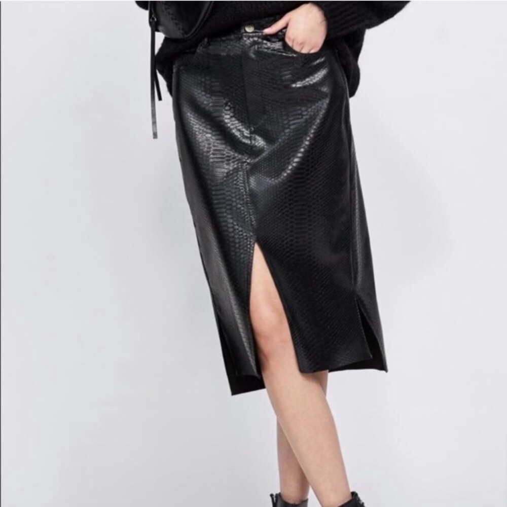 ZARA Faux Leather Animal Print Pencil Skirt